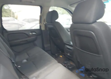 2012 Chevrolet Suburban 1500 Ls z USA, uszkodzony, nr VIN 1GNSCHE06CR261891